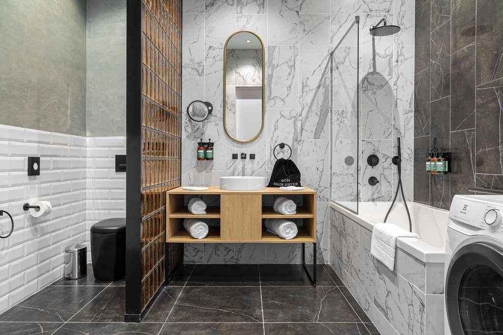The Basilian Minsk, Curio Collection By Hilton 호텔 외부 사진